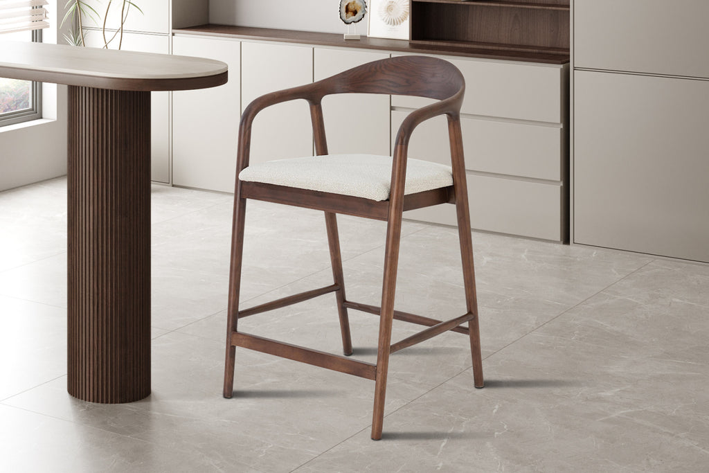 Chaise de comptoir Claire – frêne noyer milan 103 beige monté